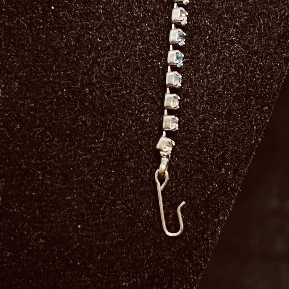 Vintage Silver Tone And Blue Rhinestone Choker Necklace With Clip On Earrings - Picture 6 of 6